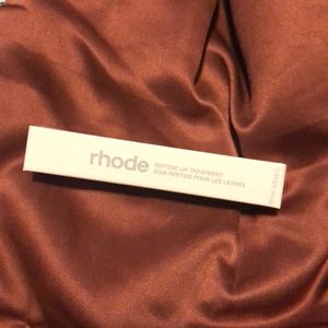 RHODE PEPTIDE LIP TREATMENT Salted caramel 💕